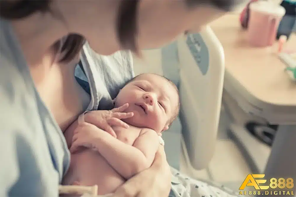Theo quan niệm dân gian, mơ thấy sinh con mang nhiều ý nghĩa và hàm chứa những lời nhắn nhủ quan trọng.